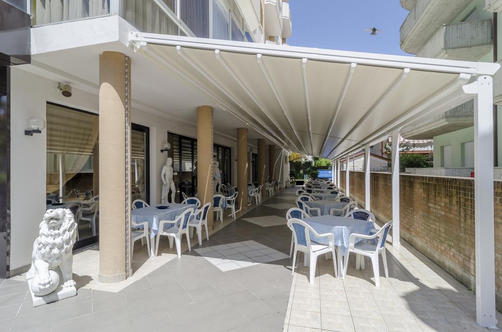 Hotel Principe Альба-Адриатика Экстерьер фото